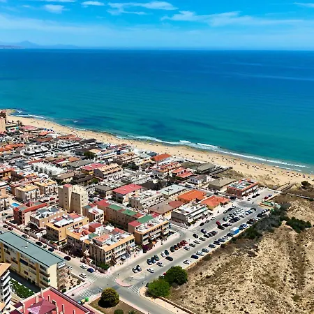 Oaxaca: Playa De La Mata 또레비에하